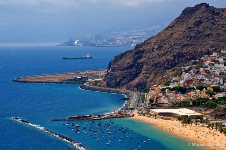 Куда лучше всего поехать в апреле?