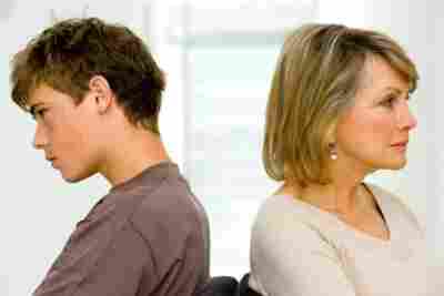 Как родителю выстраивать отношения с трудным подростком