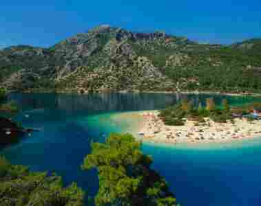 Популярные курорты Турции на Эгейском море: когда и куда поехать?