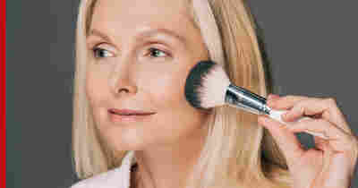 Как правильно подобрать декоративную косметику для женщины старше 40